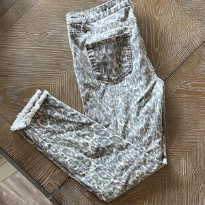 Easel Gray Leopard Print Ankle Jeans
